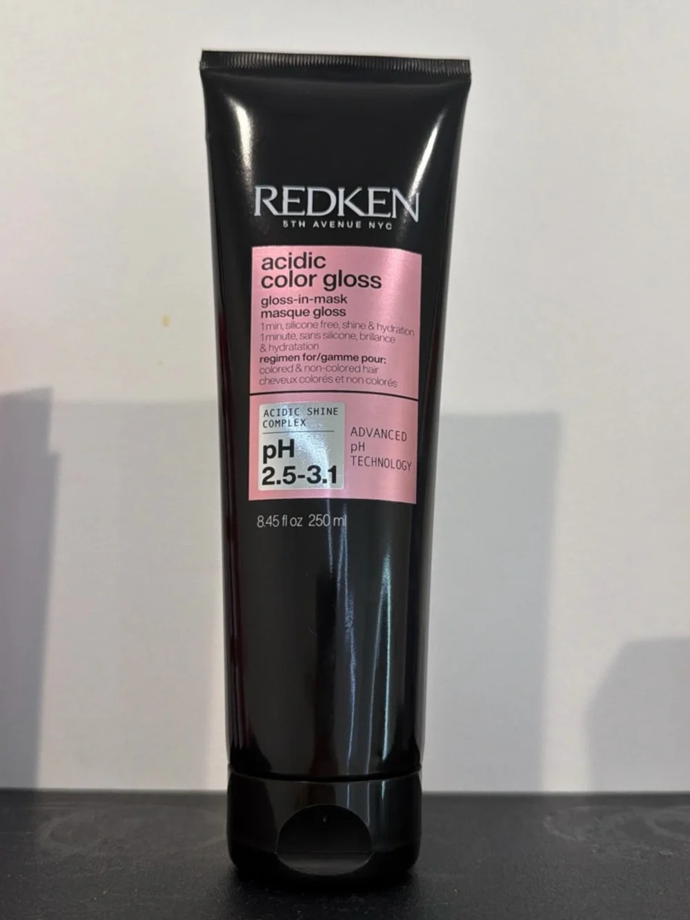 Redken Acidic Color Gloss Tube - Black with Pink Label